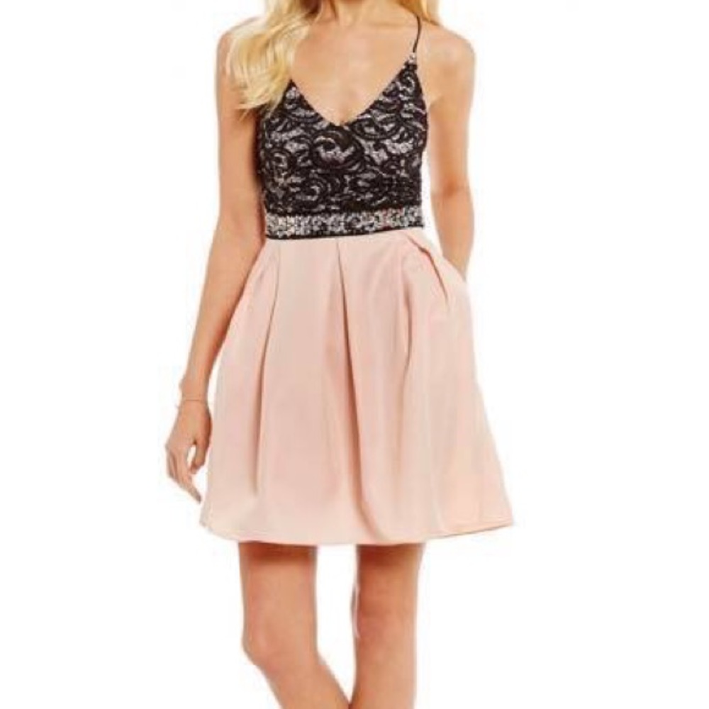 Juniors Size 13 cocktail prom party dress, NWT